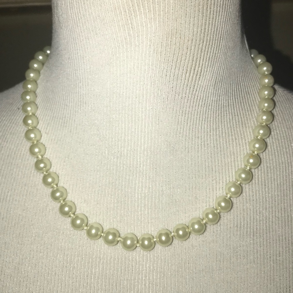 Faux Pearl Necklace JY 0427